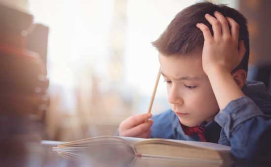 Legasthenie Englisch – Kindern mit LRS fällt es schwer, Laute zu erkennen und entsprechenden Buchstaben zuzuordnen